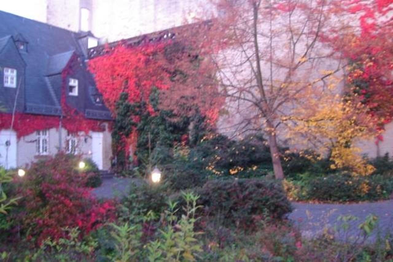 Hotel Eifelburg Bad Muenstereifel Exterior foto